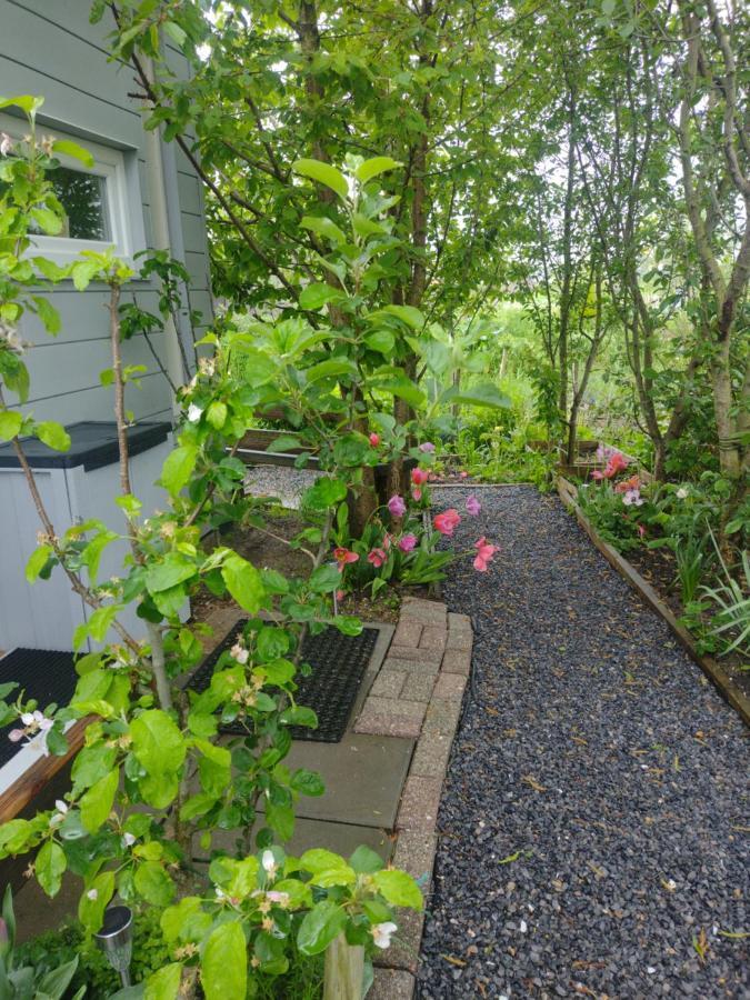 Tuinhuisje In Het Groen Almere Buitenkant foto